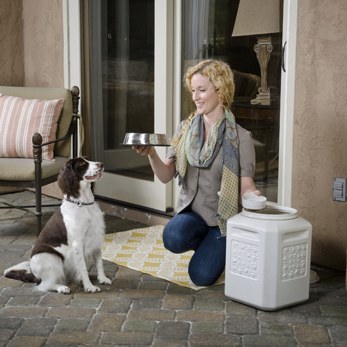 Gamma2 Outback Vittles Vault Plus Pet Food Storage Container